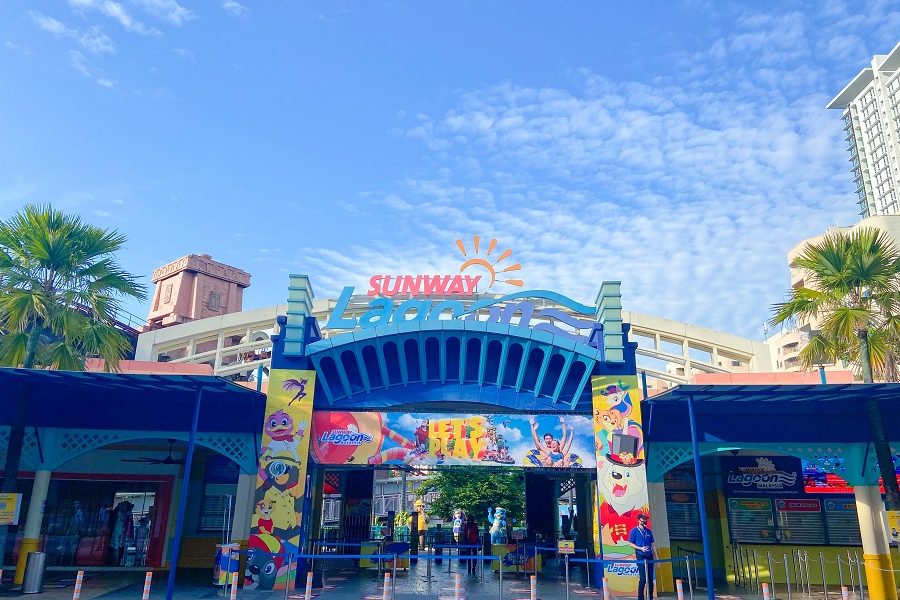 Sunway Lagoon Theme Park Ticket with One-Way Transfer