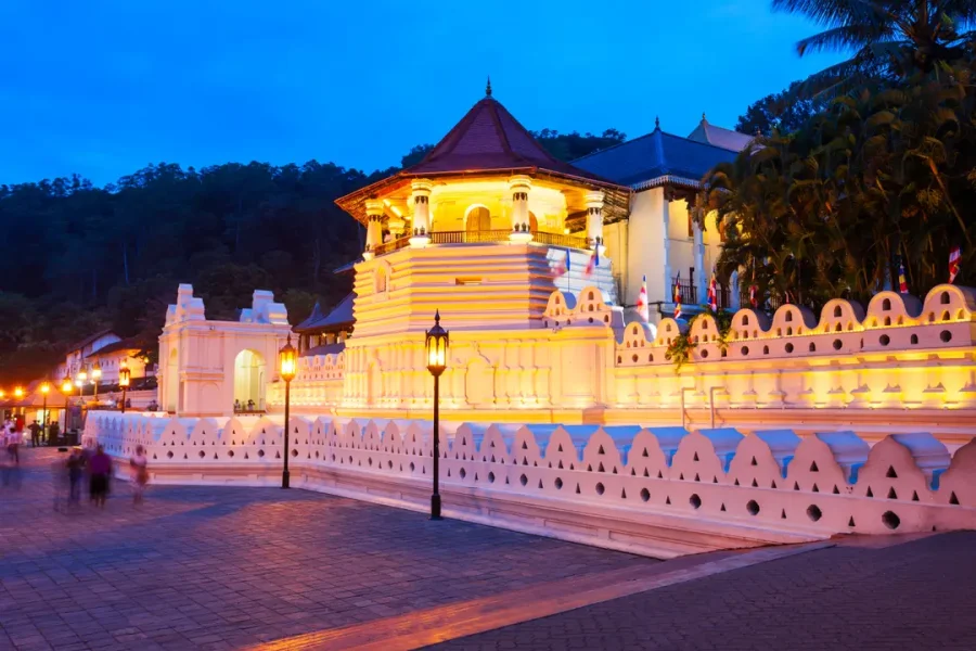 Kandy Exploration Day Tour from Colombo