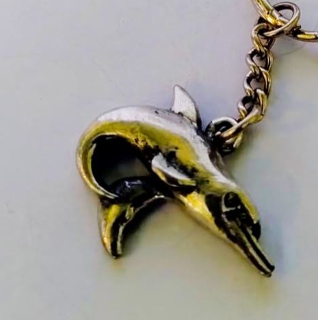 Handmade Pewter Dolphin Key Tag – Ocean Theme Keychain Gift for Marine Life Lovers - Image 5